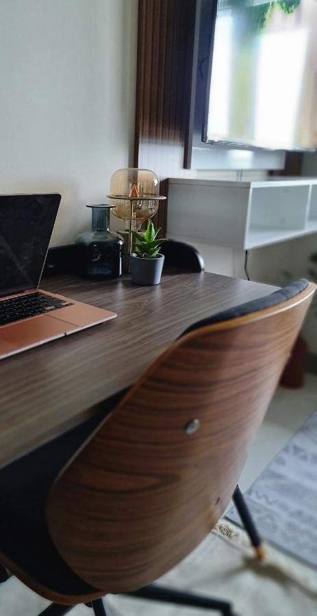Luxe Bonifacio Global City Taguig Uptown Condo Hotel 1 Bedroom Suite エクステリア 写真
