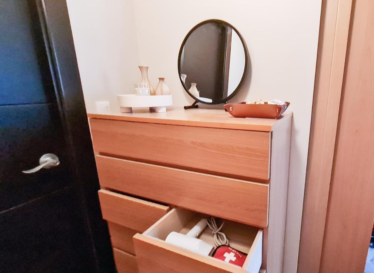 Luxe Bonifacio Global City Taguig Uptown Condo Hotel 1 Bedroom Suite エクステリア 写真